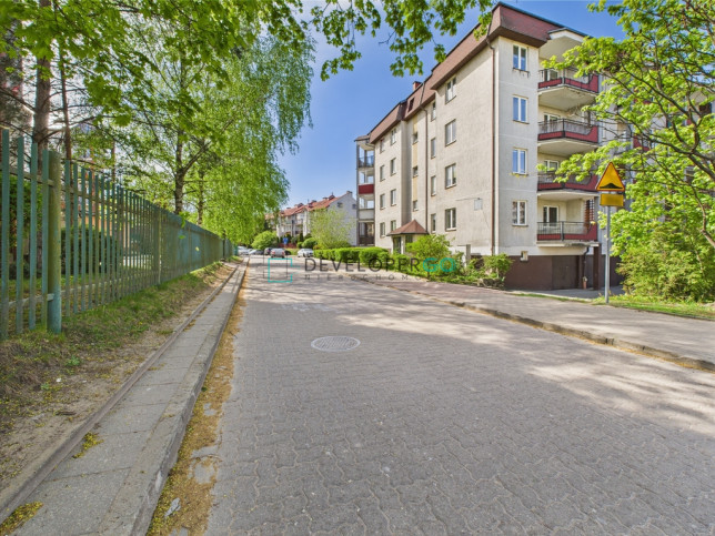Mieszkanie Sprzedaż  Nowe Miasto Stefana Żeromskiego 18